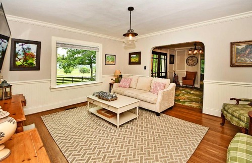 Chickamauga House | Spacious Home and Acreage, 16 Mi to Chattanooga