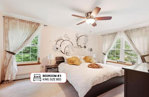 Albrightsville House | Spacious Home by Kalahari Waterpark, Camelback and Jim Thorpe, FREE EV Station