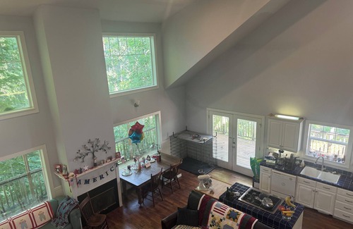 Southeast Eugene House | Spacious home connected to Spencer’s Butte hiking trails