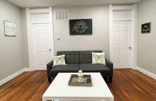 Franklin House | Spacious Home in Downtown Franklin