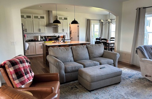 Waupun House | Spacious Home near 2025 EAA Airventure with indoor and outdoor entertaining!