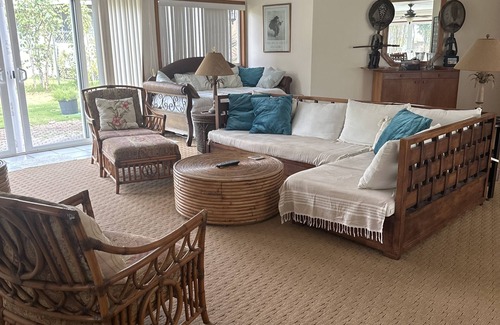 Waimanalo House | Spacious Home Near a Quiet Beach