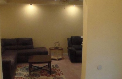 Scottown House | spacious home near Marshall University and Two Hospitals