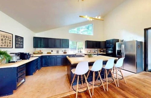 Pond Eddy House | Spacious Home on 5 Acres 2 Hrs to NYC