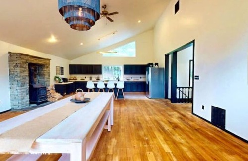 Pond Eddy House | Spacious Home on 5 Acres 2 Hrs to NYC