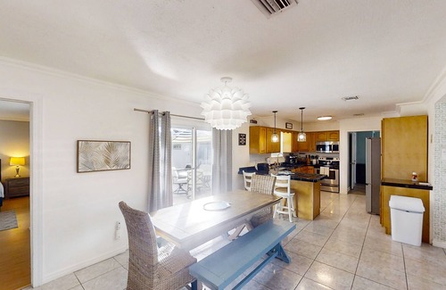 Palm Valley House | Spacious home with private pool , golf nearby, WIFI and near beaches