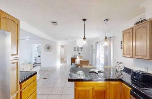 Palm Valley House | Spacious home with private pool , golf nearby, WIFI and near beaches