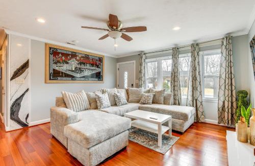 Severn House | Spacious Home with Tranquil Patio about 29 Mi to DC!