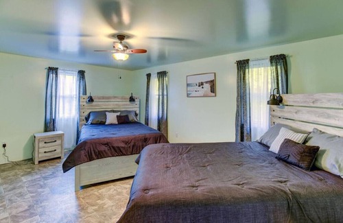 Salisbury Center House | Spacious Home with ATV Trails + Hunting Ground