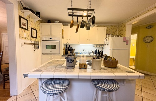 Gerton House | Spacious House, PERFECT Location,17 Miles to Asheville, Pets,View!