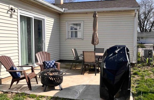 Lafayette House | Spacious House w Patio Fenced Yard 10 min to PU