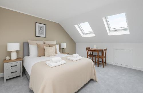 Nottingham City Centre Apartment | Spacious House with Garden