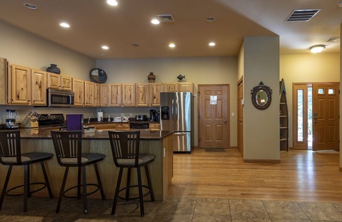 Mauston House | Spacious Lakefront Townhome on Castle Rock Lake!