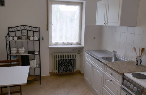 Neuendettelsau Apartment | Spacious, light-filled Apartments for 1-8 People, free WLAN, near Nuremberg
