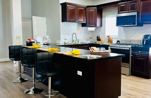 Estate Whim House | Spacious Living Room, Granite Island, Fire Pit & Ample Parking for Relaxation”