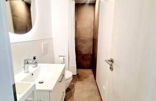 Reckange-sur-Mess Apartment | Spacious&Luxurious 5 bedrooms House