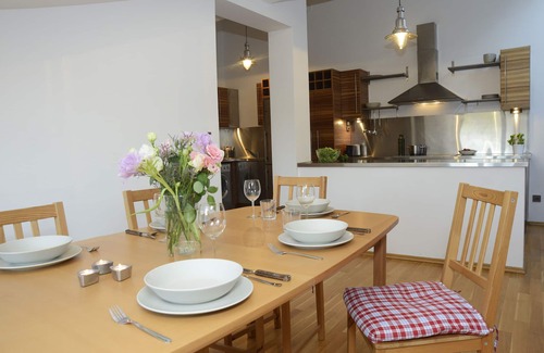 Piasek Południe Apartment | Spacious Luxurious Apartment in central Krakow