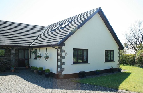 Ludchurch House | Spacious Luxury C/H Cottage