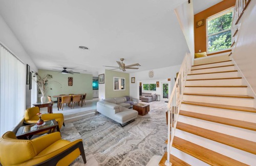 Westchester House | Spacious Miami Home w/Lush Private Garden