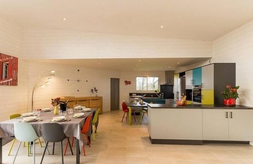 Port-Saint-Pere Cottage | Spacious Modern Wooden House with Large Park, Terrace, and Game Amenities