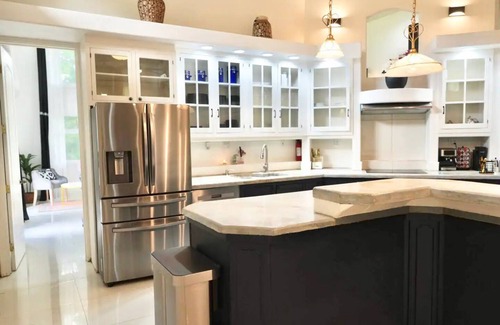 Leilani Estates House | Spacious & Modern Pāhoa Retreat Near Kehena Beach!