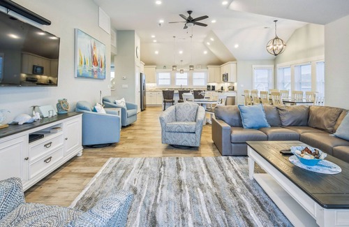 Nags Head House | Spacious Nags Head Home with Private Pool & Stunning Decor