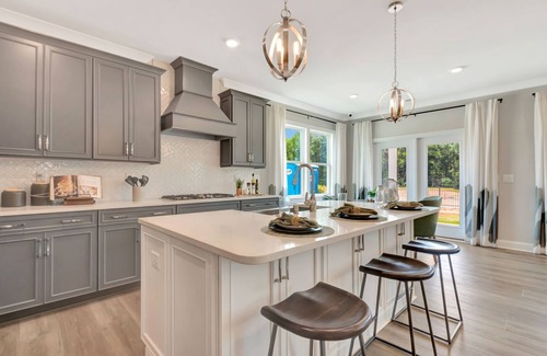Steele Creek House | Spacious New Build Family House in Charlotte 10 Minutes from Lake Wylie