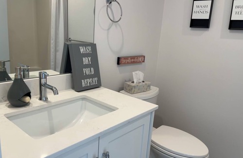 Powell River Apartment | Spacious Ocean View apartment in DT Powell River