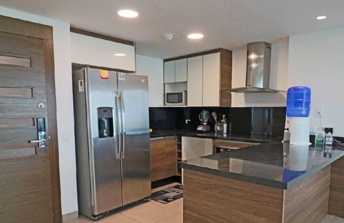 Manta Apartment | Spacious Oceanview Condo in Poseidon Hotel