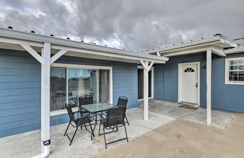 Palacios House | Spacious Palacios Home Near Fishing and Birding!