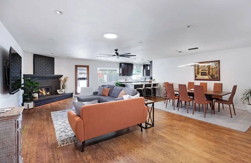 Tempe House | Spacious Palm Oasis - FREE Heated Pool/ASU