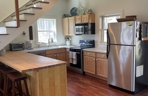 Wellesley Island House | Spacious Peaceful home in the Woods on Wellesley Island