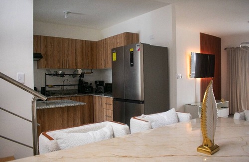 Los Frailes Apartment | Spacious Penthouse Apt. A place to relax with elegant decoration!