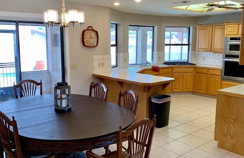 Lake Havasu City House | SPACIOUS PRIVATE 3 BEDROOM HOME, HEATED POOL. NEAR LAKE & BRIDGE, SHADED PATIO
