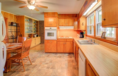 Morehead City House | SPACIOUS & PRIVATE PET FRIENDLY WATERFRONT HOME NEAR DOWNTOWN HISTORIC BEAUFORT