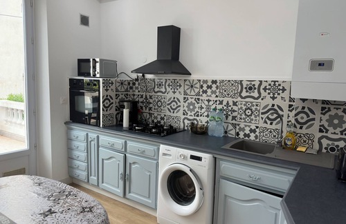 Juan-les-Pins Apartment | spacious rental F3 Juan les Pins with 40 sqm terrace