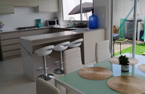 Manta House | ✨ Spacious residence in Manta | Private pool, BBQ and privileged location