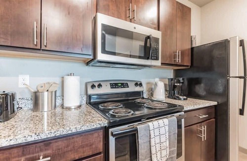 Ames Apartment | Spacious Retreat Near ISU + Local Dining