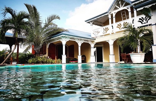 Anse des Rochers Villa | Spacious seaside Creole villa with pool and garden, Saint François.