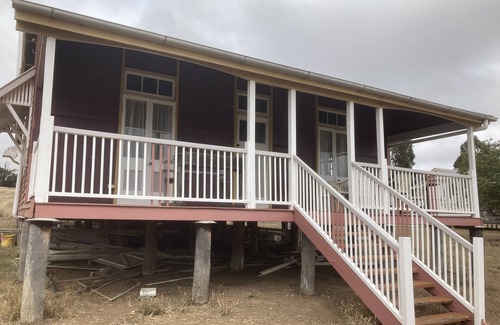 Moola Cabin | SPACIOUS SELF CONTAINED CABIN OVERLOOKING THE BUNYA MOUNTAINS