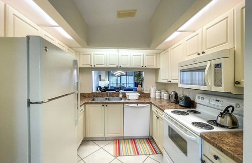 Trailer Estates Condo | Spacious Shorewalk 2B-2B Condo near AMI, Beaches & IMG