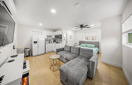 Carrollwood Apartment | Spacious Studio: King Bed, Kitchenette & Full Bathroom and Board Games!