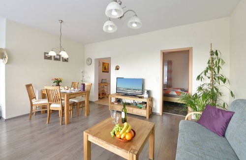 Sassnitz Apartment | Spacious stylish apartment in idyllic port town on the Baltic