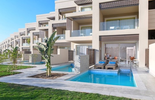 Soma Bay Hotel | Spacious Suite Designed to Maximize Comfort + Serenity & Private Pool