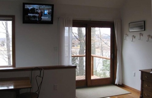 Arcadia Apartment | Spacious suite for 2!