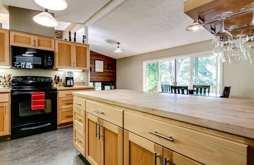 Eugene House | Spacious Sylvan St Home 1 mi from UofO