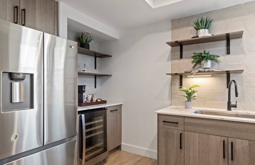Kierland Apartment | Spacious Top Floor View: Golf, Shop, Dine》Walkable
