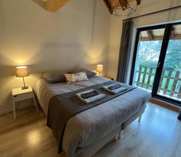 Le Bourg-d'Oisans House | Spacious town house in the center of le Bourg d'Oisans