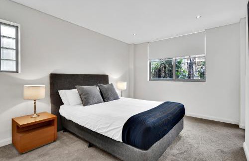 St. Leonards Apartment | Spacious Two bedroom apartment - St Leonards AL25