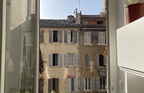 Lodi Apartment | Spacious typical marseillan flat